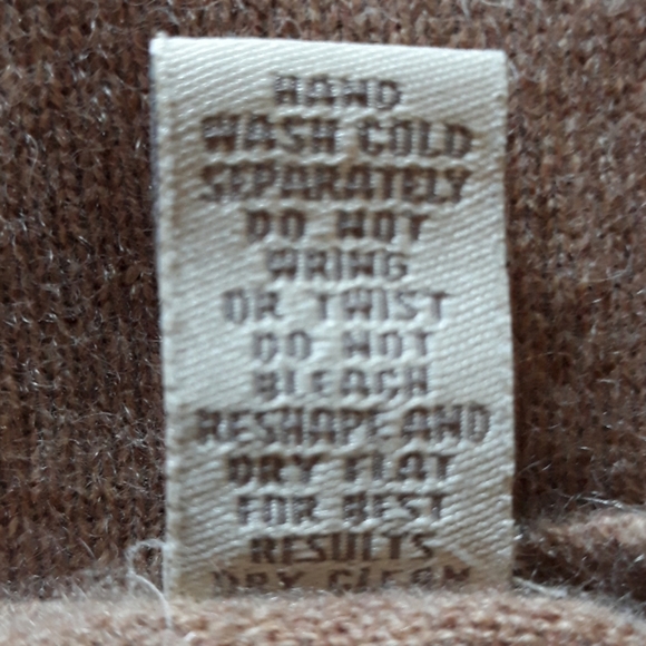 VALERIE STEVENS 100% CASHMERE TEE - Picture 4 of 4